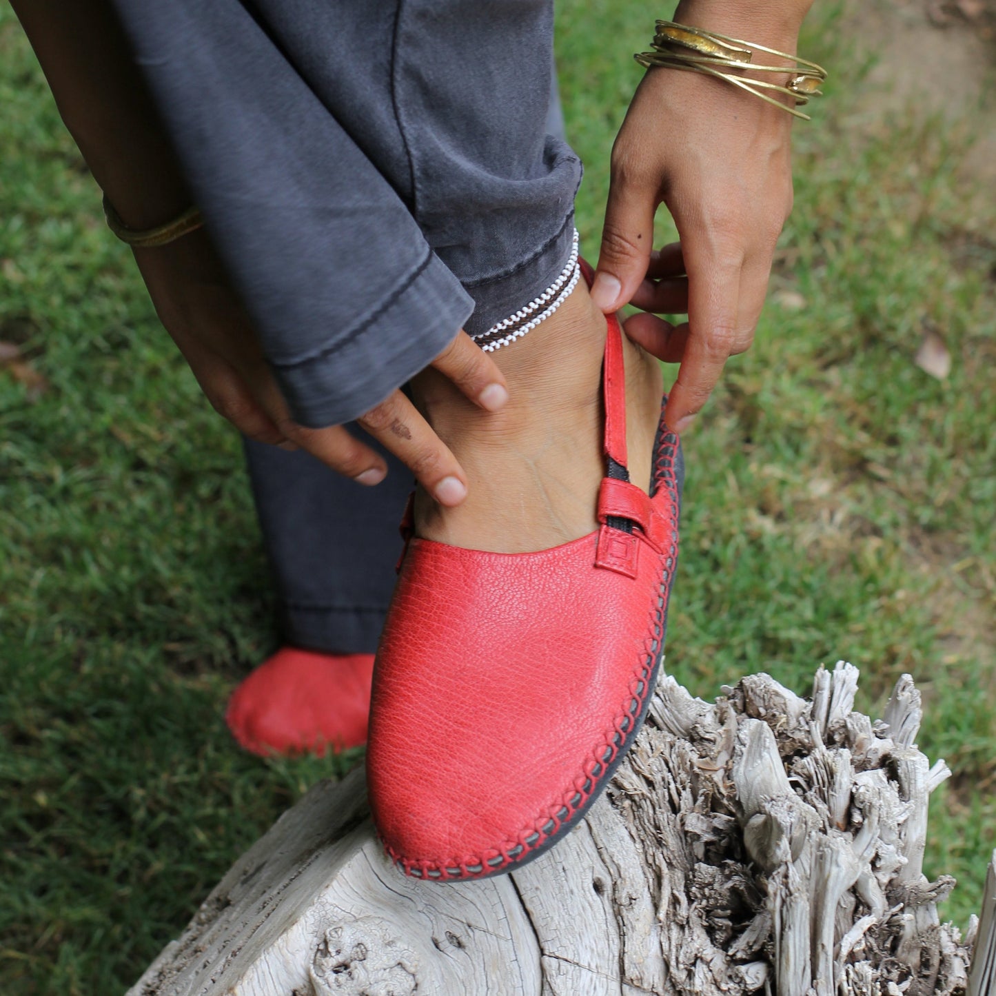 Classic Sandals Bulga Red flats handmade hand-stitched camel leather footwear barefoot birenstock alternative made in Egypt