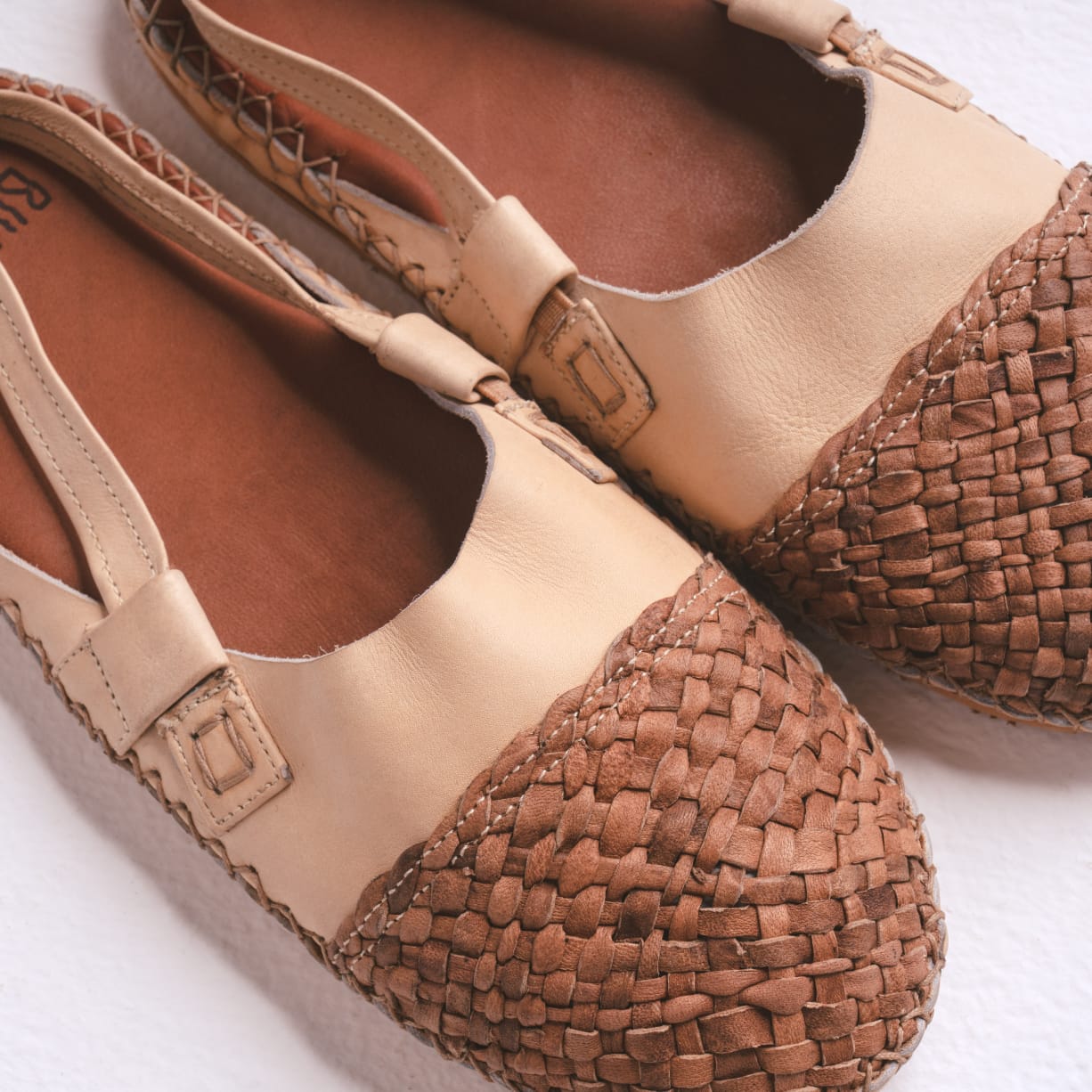 Shalateen Sandals